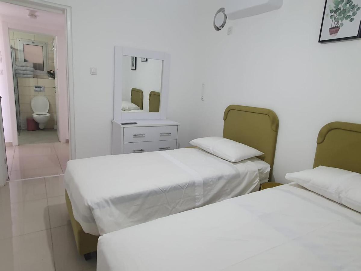 Viktoria Appartement Eilat Buitenkant foto
